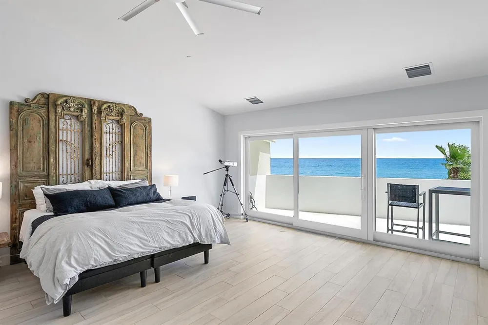 2050 S HIGHWAY A1A #5 Jupiter, FL 33477