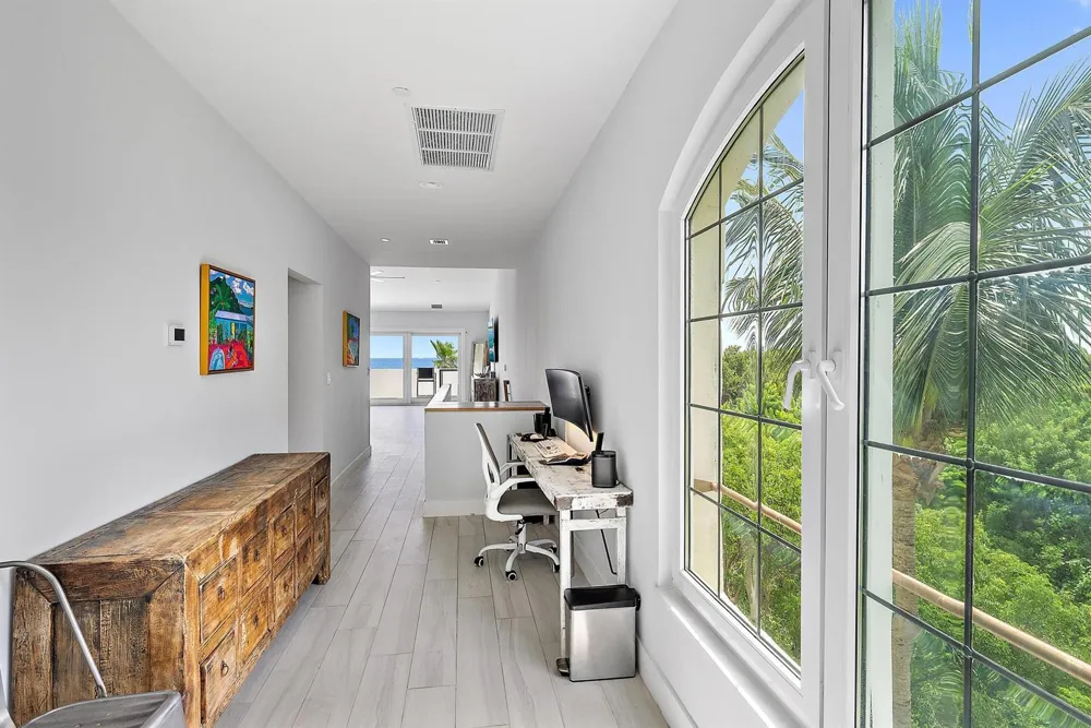 2050 S HIGHWAY A1A #5 Jupiter, FL 33477