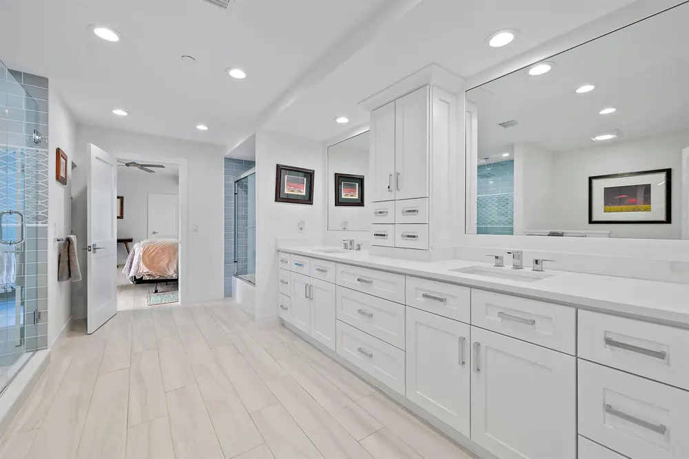 2050 S HIGHWAY A1A #5 Jupiter, FL 33477