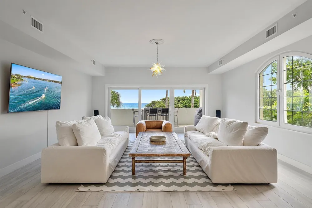 2050 S HIGHWAY A1A #5 Jupiter, FL 33477