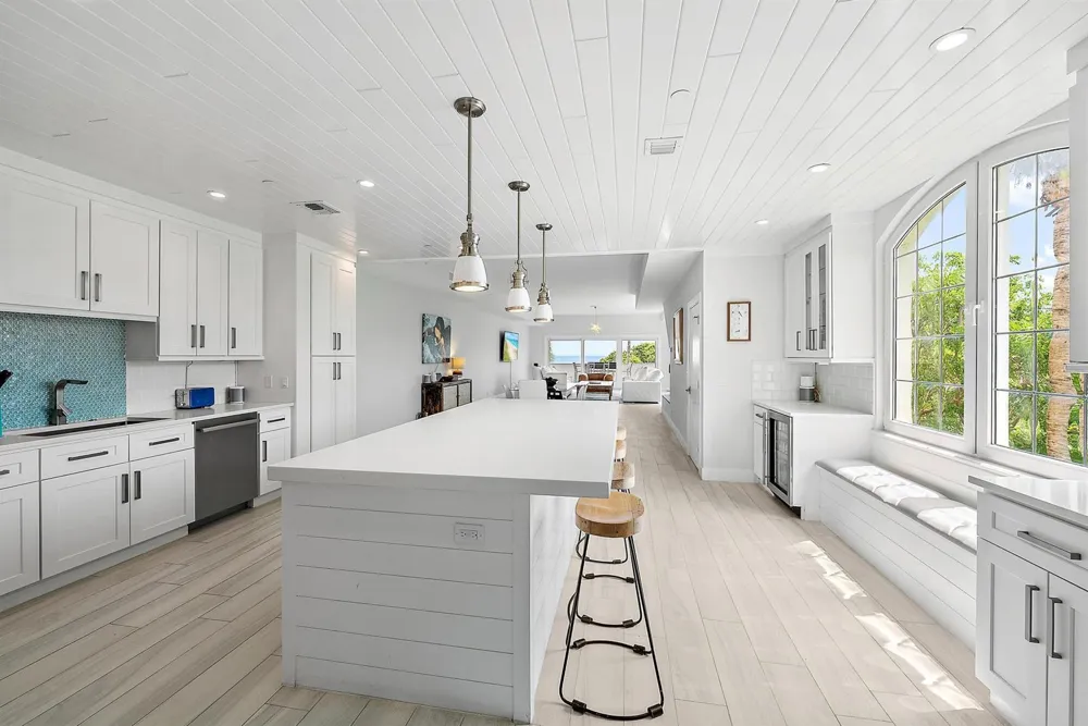 2050 S HIGHWAY A1A #5 Jupiter, FL 33477