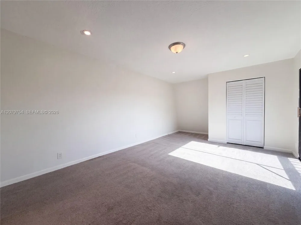 110 Delaware Blvd #10C Jupiter, FL 33458
