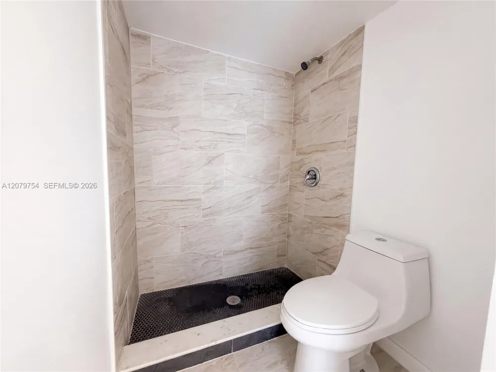 110 Delaware Blvd #10C Jupiter, FL 33458
