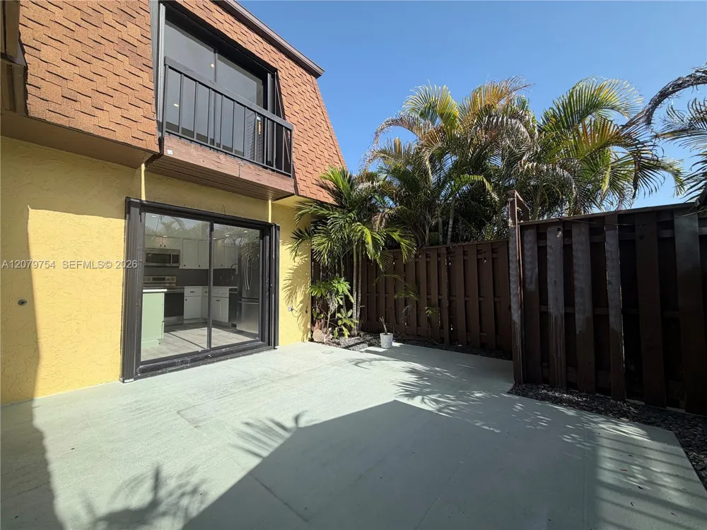 110 Delaware Blvd #10C Jupiter, FL 33458