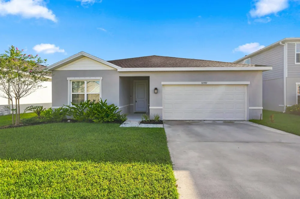 10597 SW VASARI WAY Port St. Lucie, FL 34987