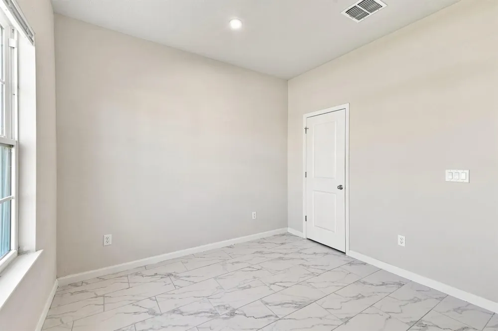 10597 SW VASARI WAY Port St. Lucie, FL 34987