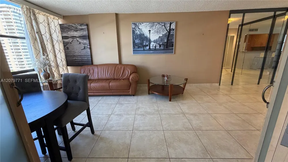 2049 S Ocean Dr #1004 Hallandale Beach, FL 33009