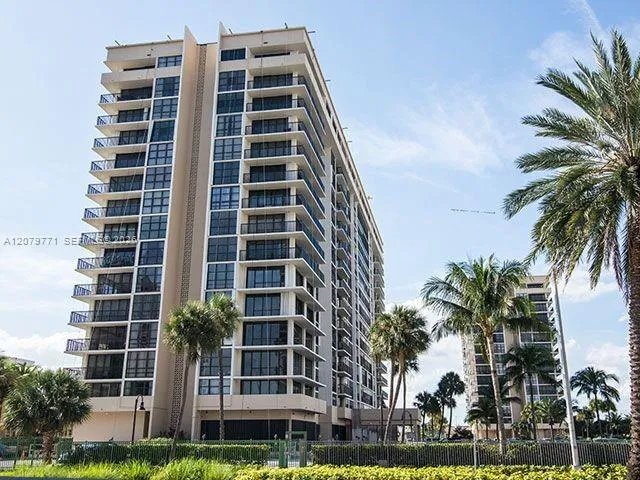 2049 S Ocean Dr #1004 Hallandale Beach, FL 33009