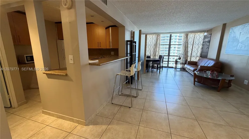 2049 S Ocean Dr #1004 Hallandale Beach, FL 33009