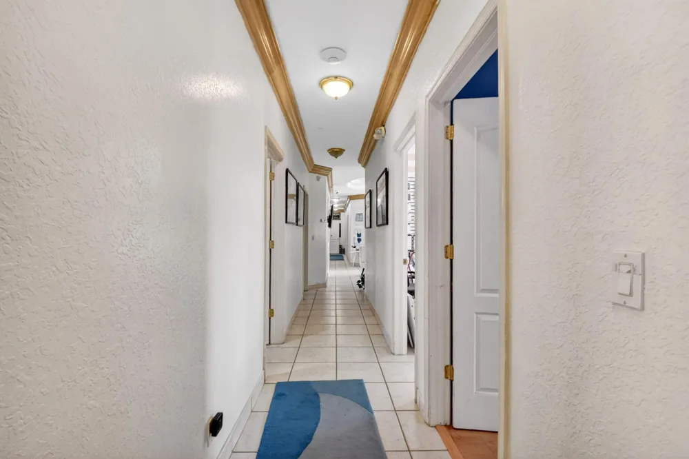 322 NE 3rd Street Boynton Beach, FL 33435