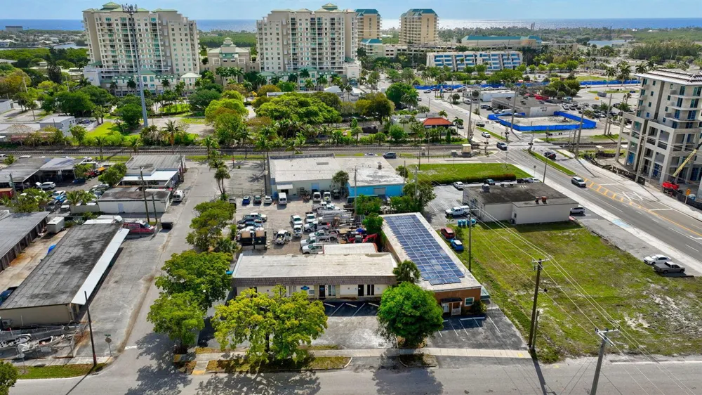 322 NE 3rd Street Boynton Beach, FL 33435