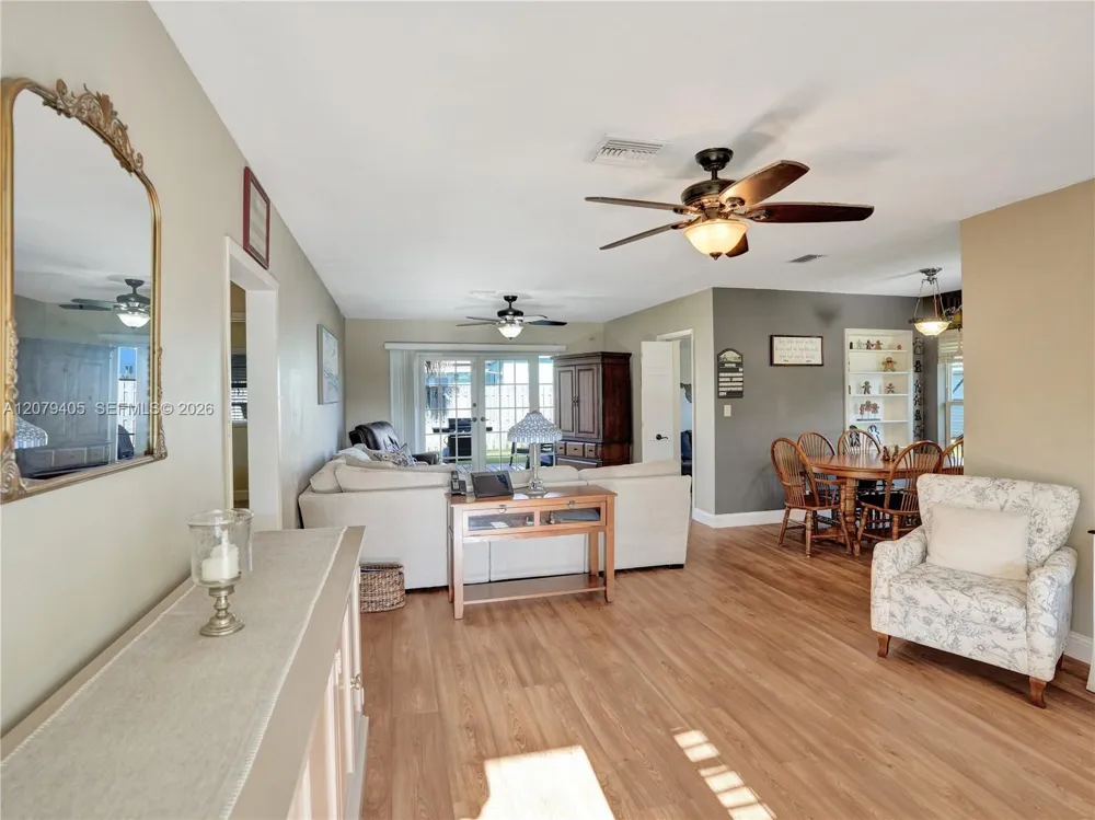 4681 NE 2nd Ave Oakland Park, FL 33334