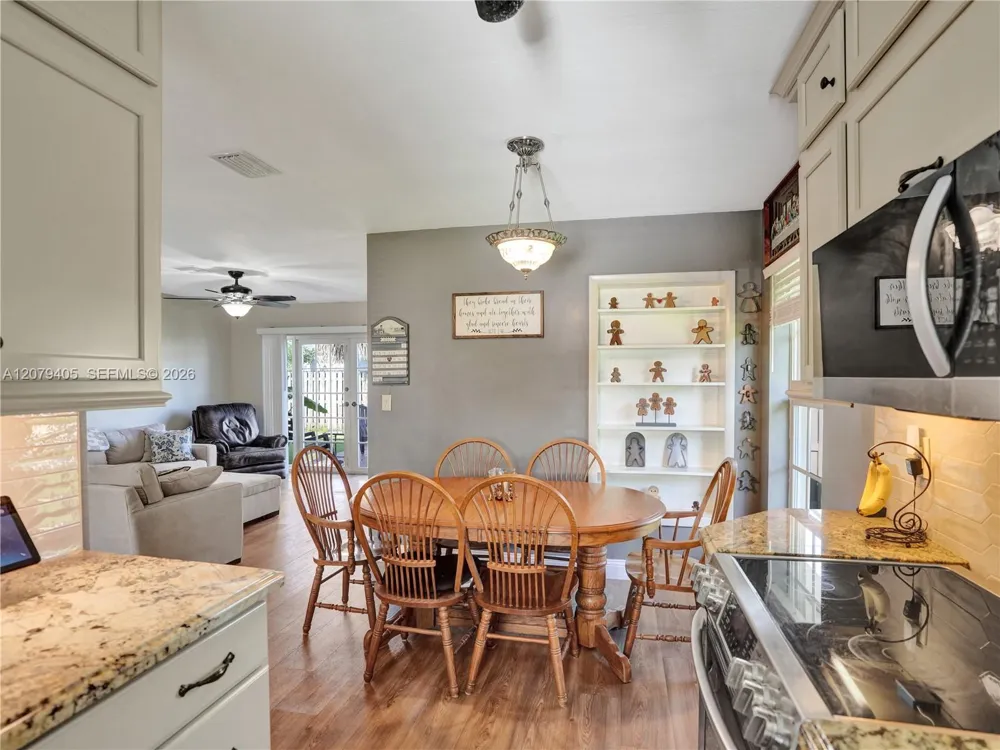 4681 NE 2nd Ave Oakland Park, FL 33334