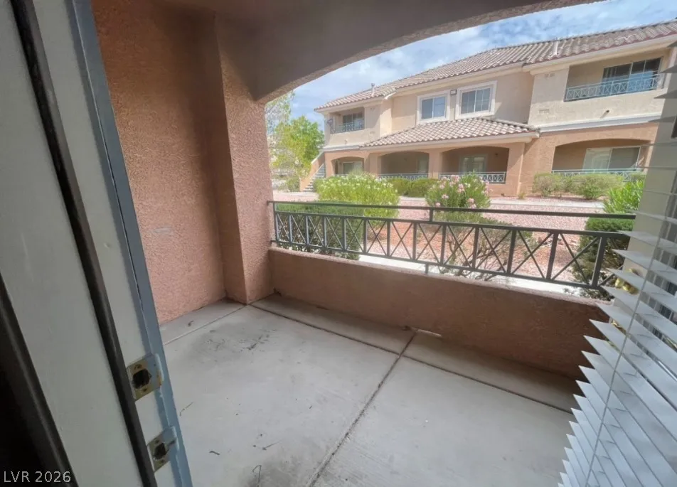 424 Pine Haven Street #102 Las Vegas, NV 89144
