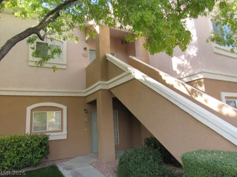 401 AMBER PINE STREET #206