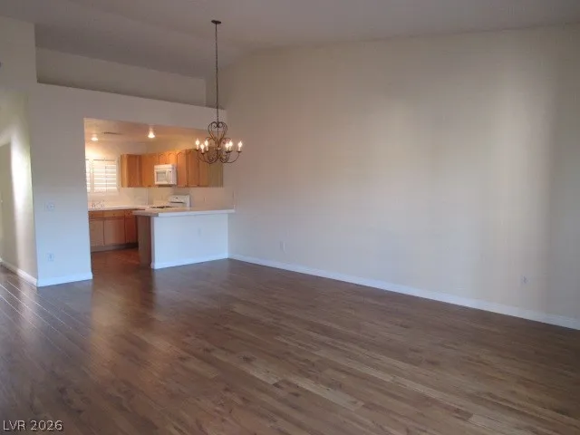 401 AMBER PINE STREET #206 Las Vegas, NV 89144