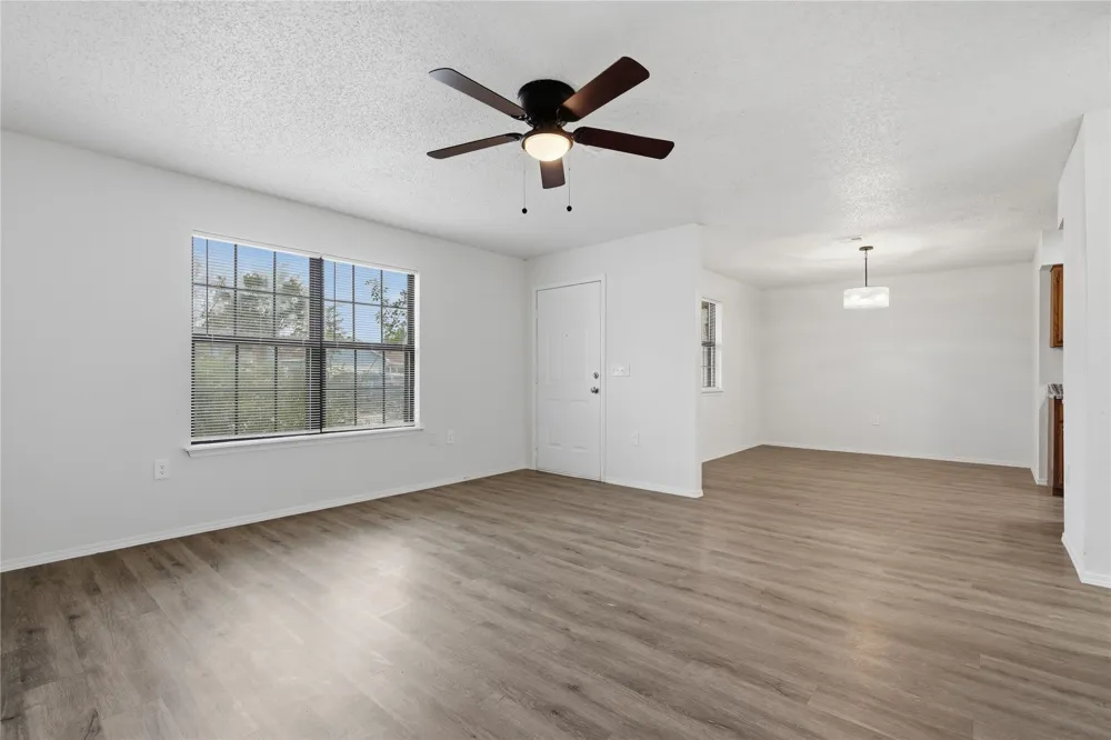 2002 S Cherokee Avenue Claremore, OK 74019