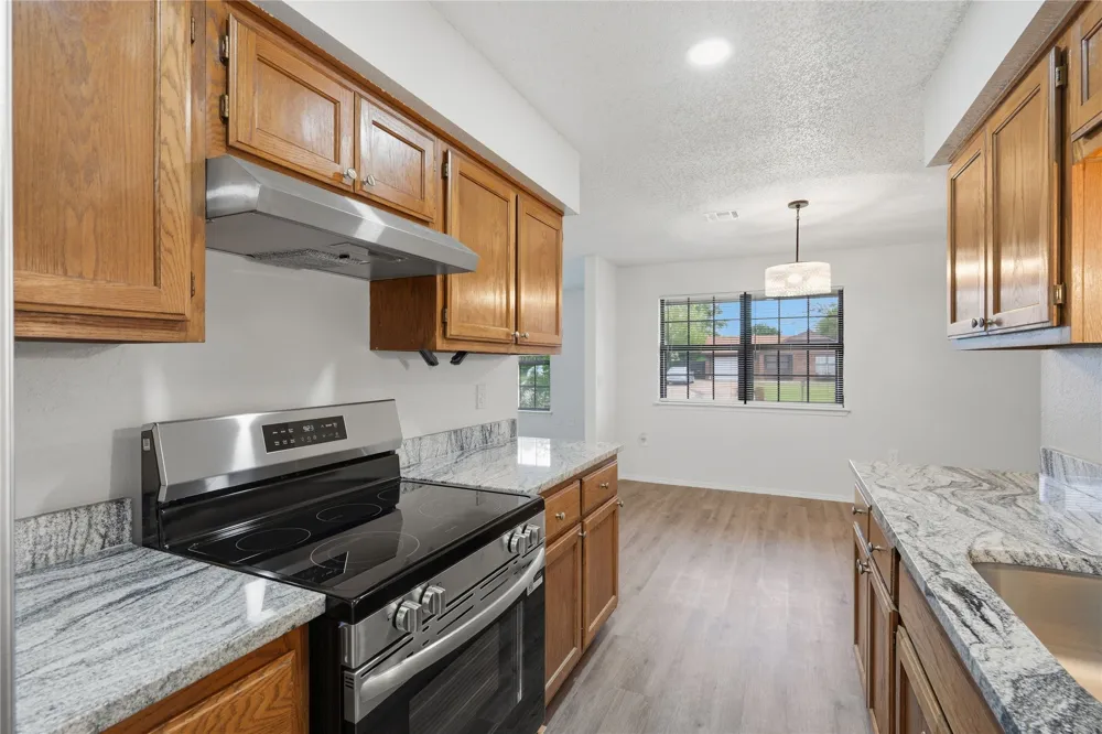 2002 S Cherokee Avenue Claremore, OK 74019