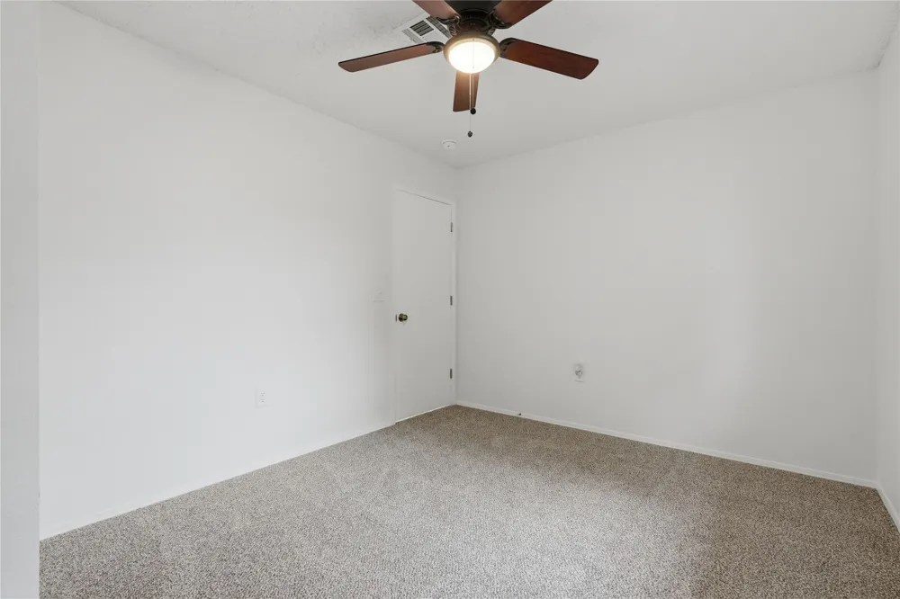 2002 S Cherokee Avenue Claremore, OK 74019