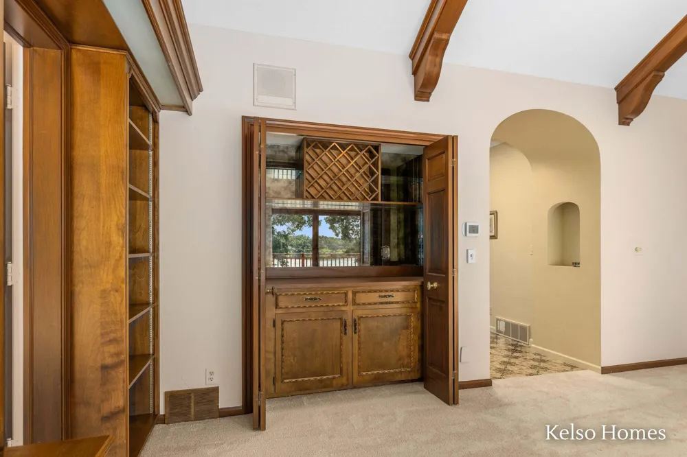 2452 Holtman Drive NE Plainfield Charter Township, MI 49525