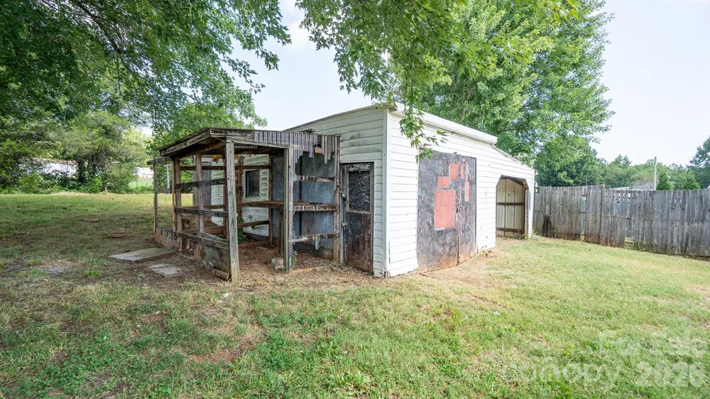 492 Bethlehem Road Statesville, NC 28677