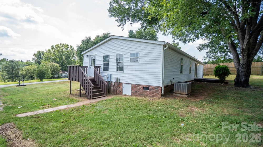 492 Bethlehem Road Statesville, NC 28677