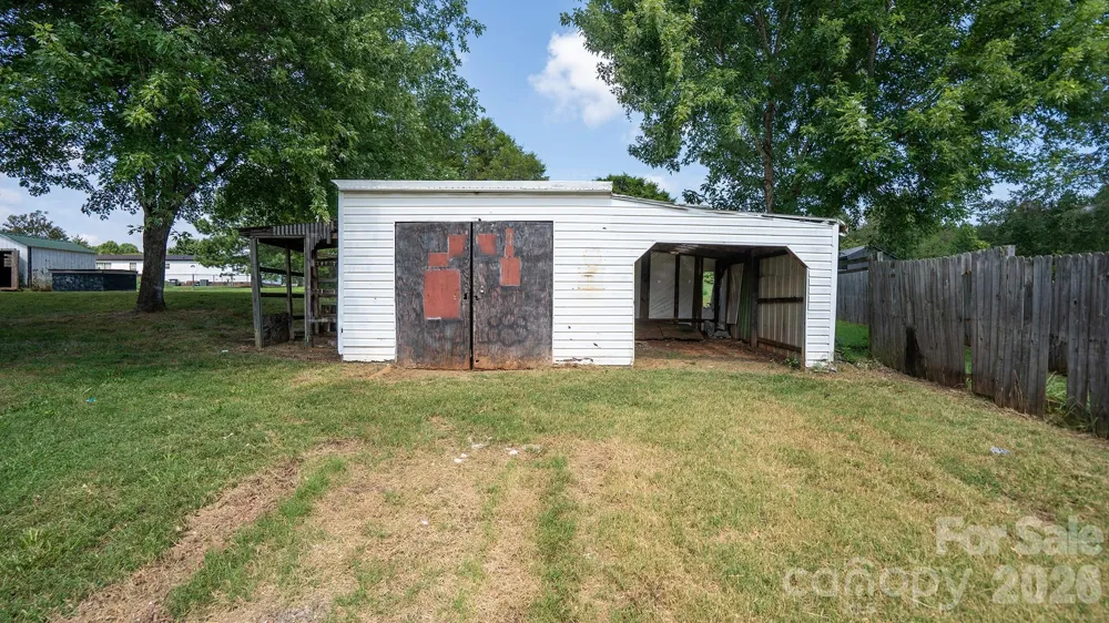 492 Bethlehem Road Statesville, NC 28677