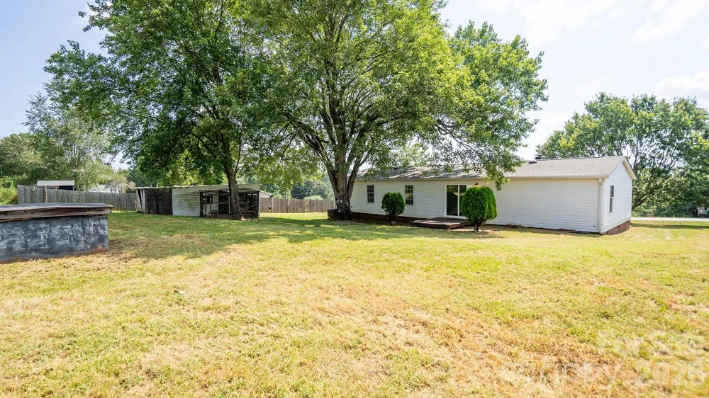 492 Bethlehem Road Statesville, NC 28677