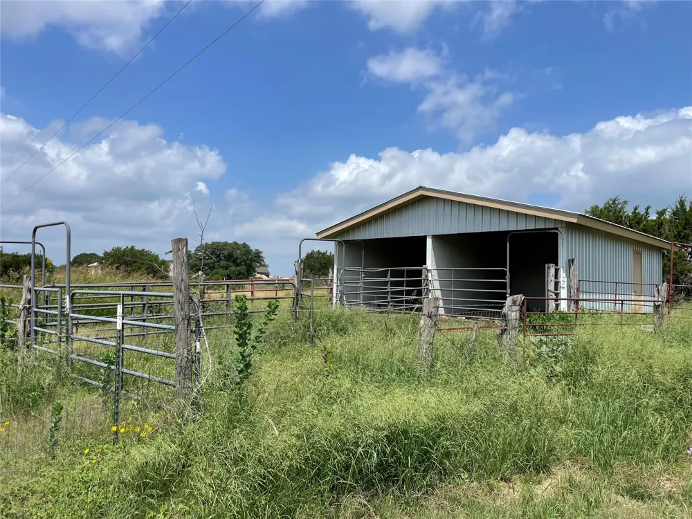 1435 County Road 108 Burnet, TX 78611