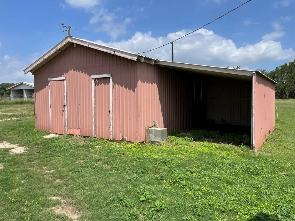 1435 County Road 108 Burnet, TX 78611