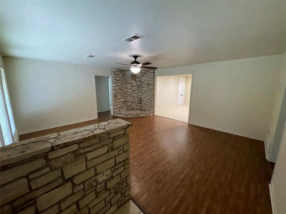 1435 County Road 108 Burnet, TX 78611