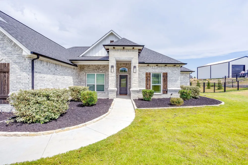 139 Oak Meadow Lane Weatherford, TX 76085