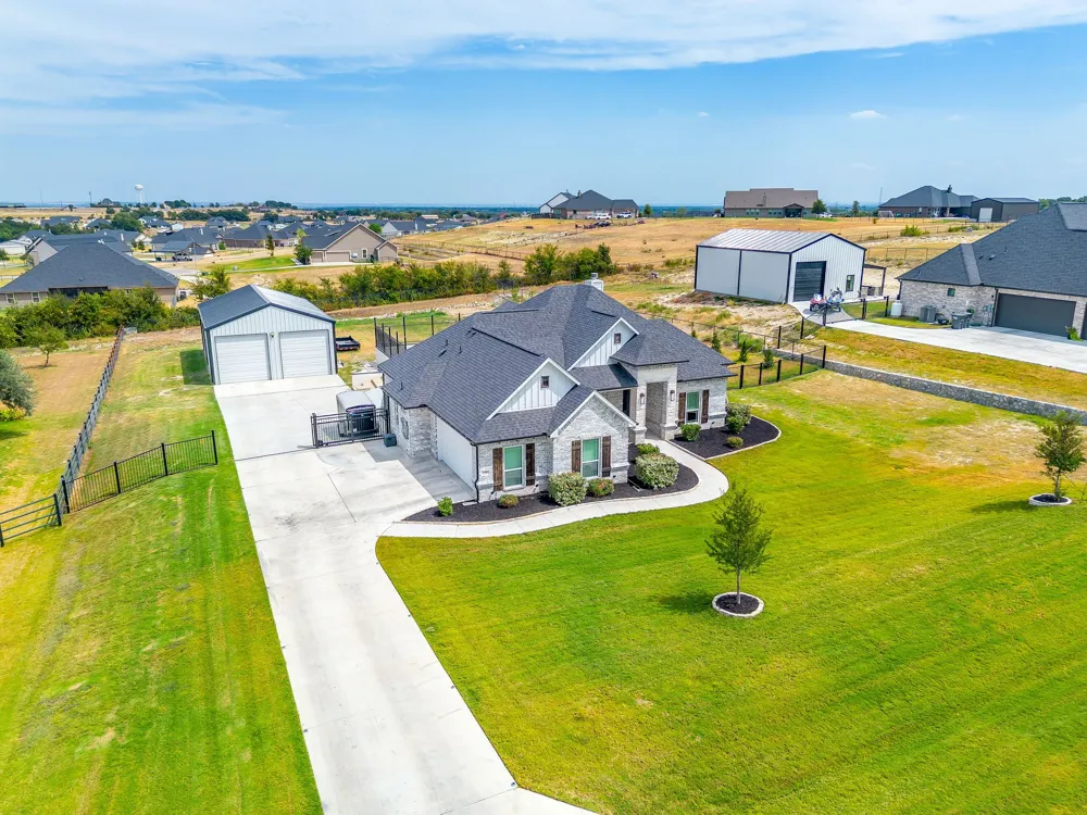 139 Oak Meadow Lane Weatherford, TX 76085