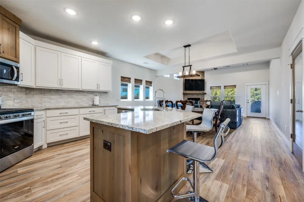 745 River Oak Way Lake Dallas, TX 75065