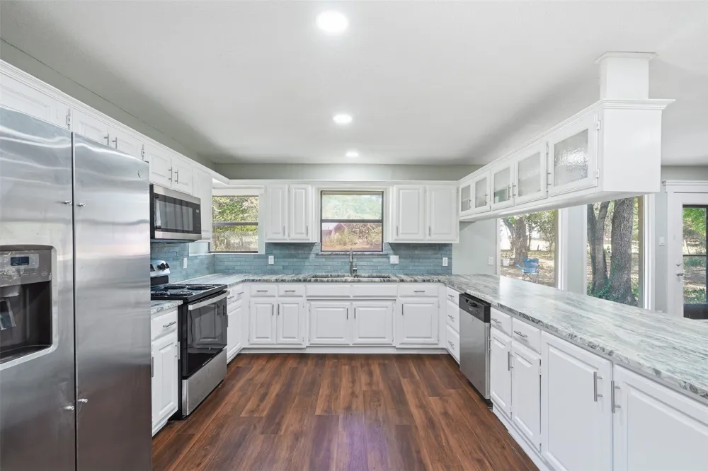104 Murls Lake Road Weatherford, TX 76085