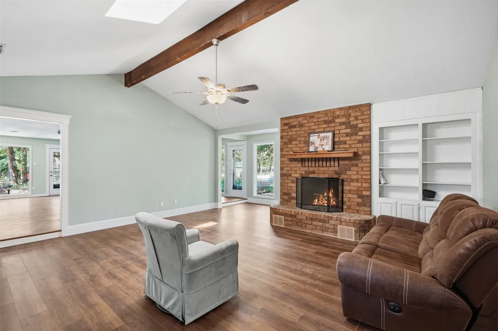 104 Murls Lake Road Weatherford, TX 76085