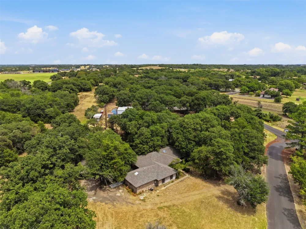 104 Murls Lake Road Weatherford, TX 76085