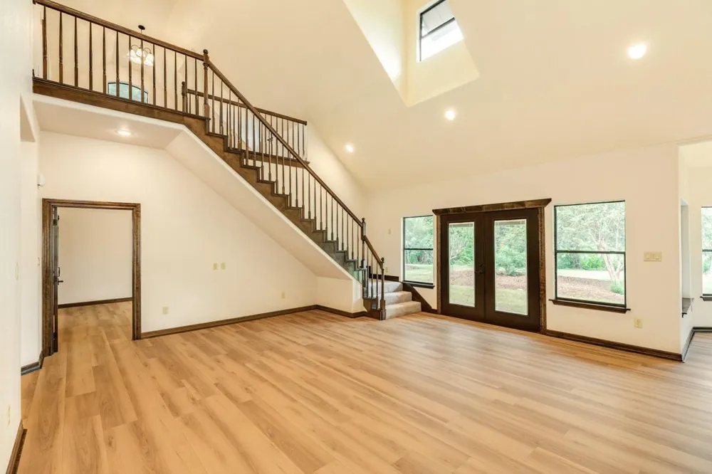 306 Wagon Wheel Trail Angleton, TX 77515