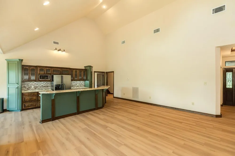 306 Wagon Wheel Trail Angleton, TX 77515