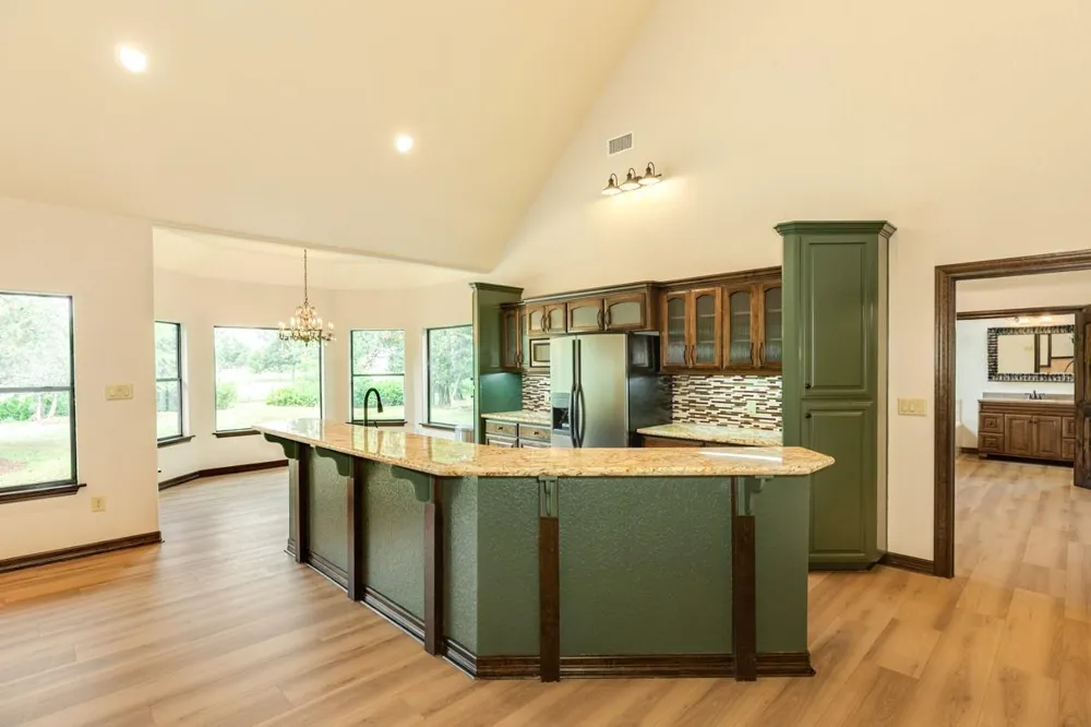 306 Wagon Wheel Trail Angleton, TX 77515