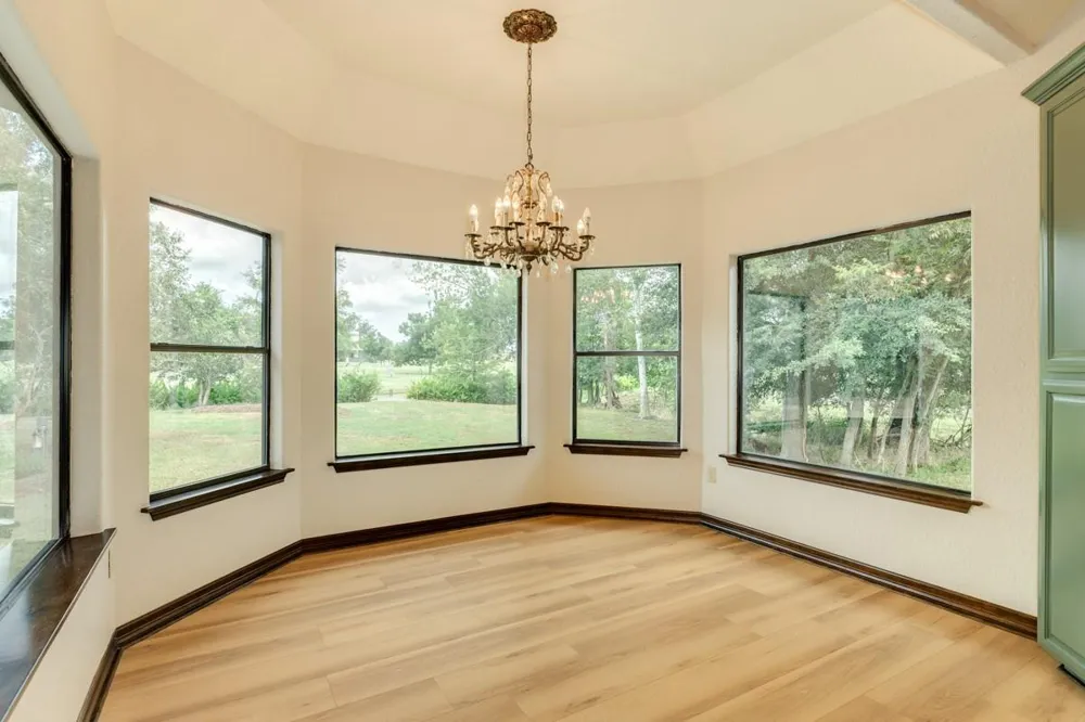 306 Wagon Wheel Trail Angleton, TX 77515
