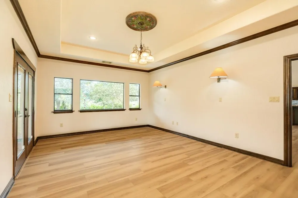 306 Wagon Wheel Trail Angleton, TX 77515