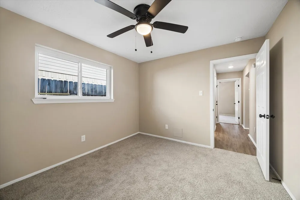 9807 Sparrow Street La Porte, TX 77571