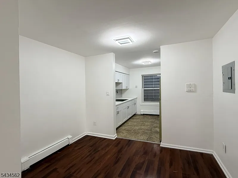 19 Van Rensselear St #2 Unit 2 Belleville, NJ 07109