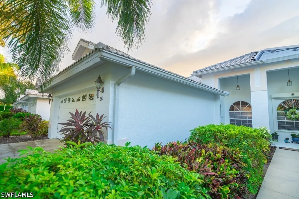Stacil Circle Naples, FL 34109