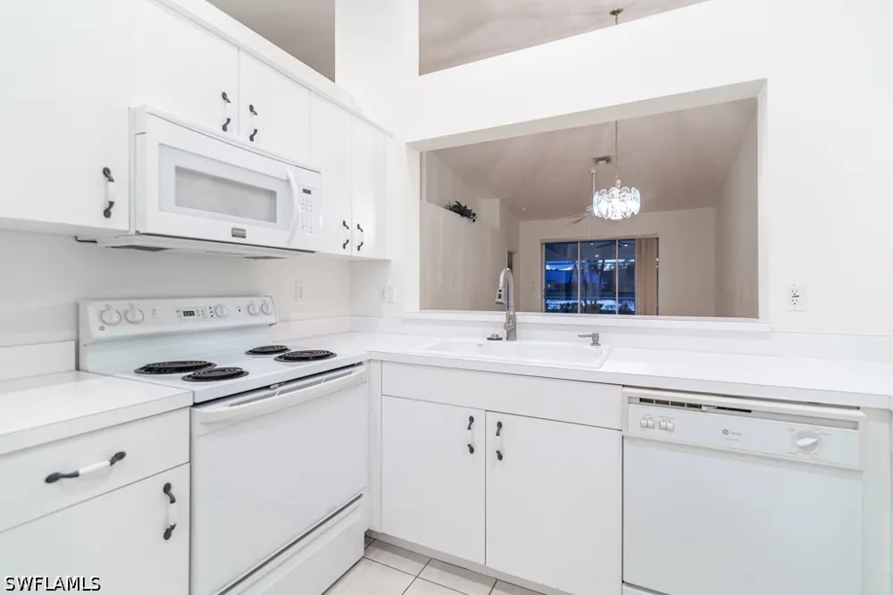 Stacil Circle Naples, FL 34109