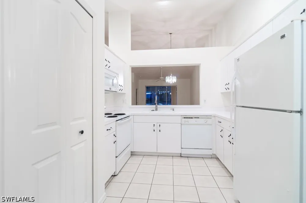 Stacil Circle Naples, FL 34109