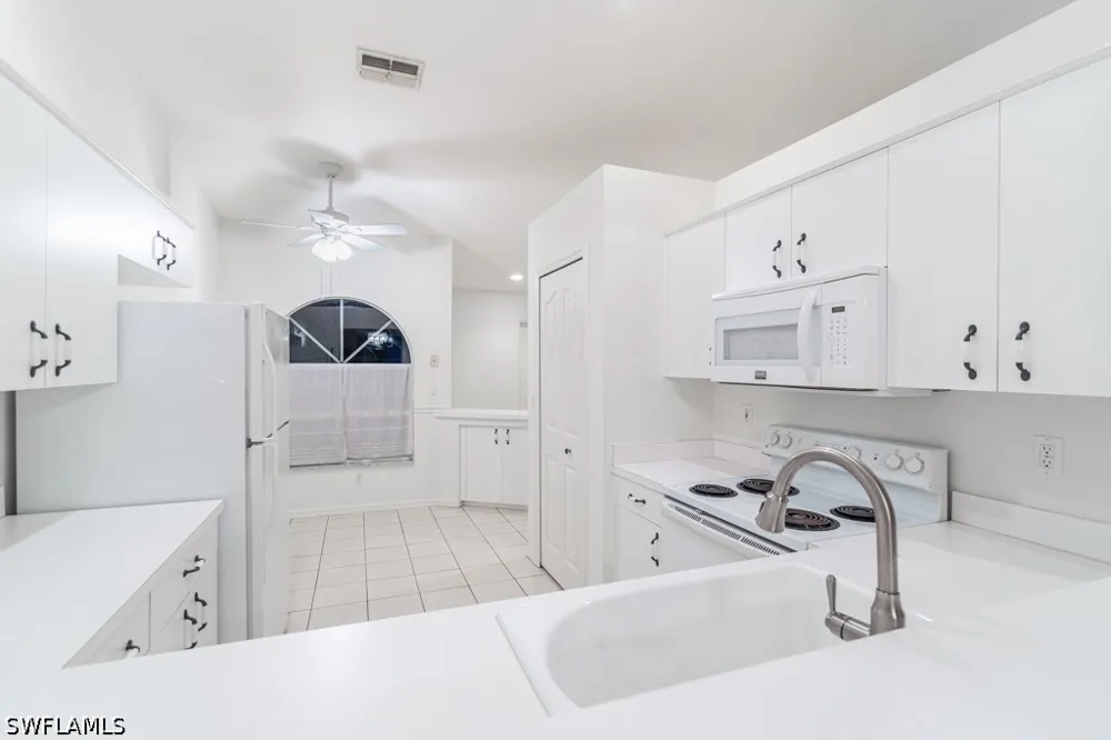 Stacil Circle Naples, FL 34109