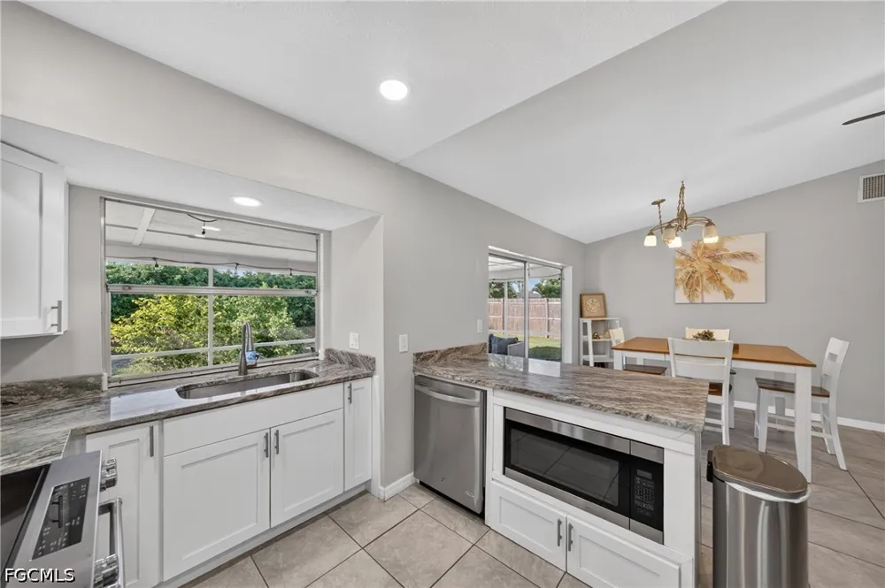 SE 41st Street Cape Coral, FL 33904
