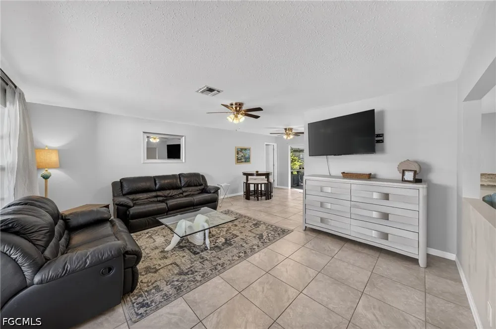 SE 41st Street Cape Coral, FL 33904